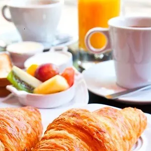 https://hotel-maena.riccione-hotels.org