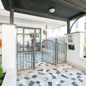 Aparthotel Dei Pini, Rimini
