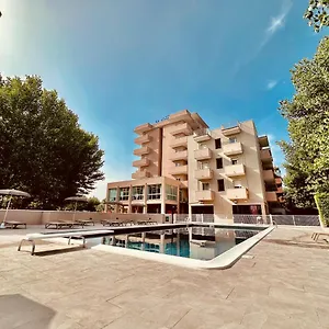 Отель St Gregory Park, Римини